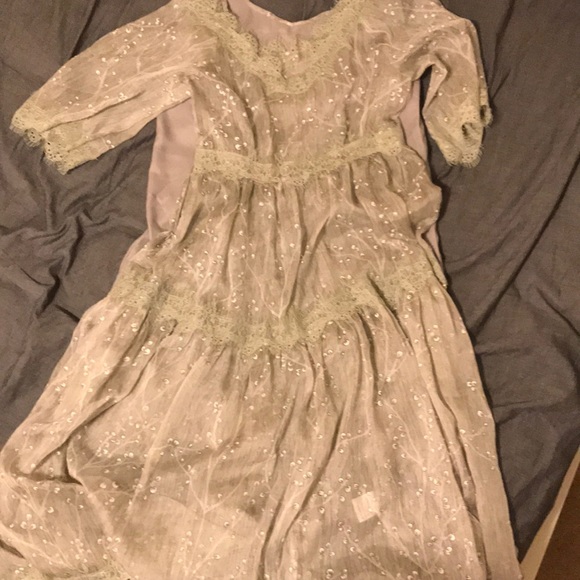 Dress - Picture 3 of 7